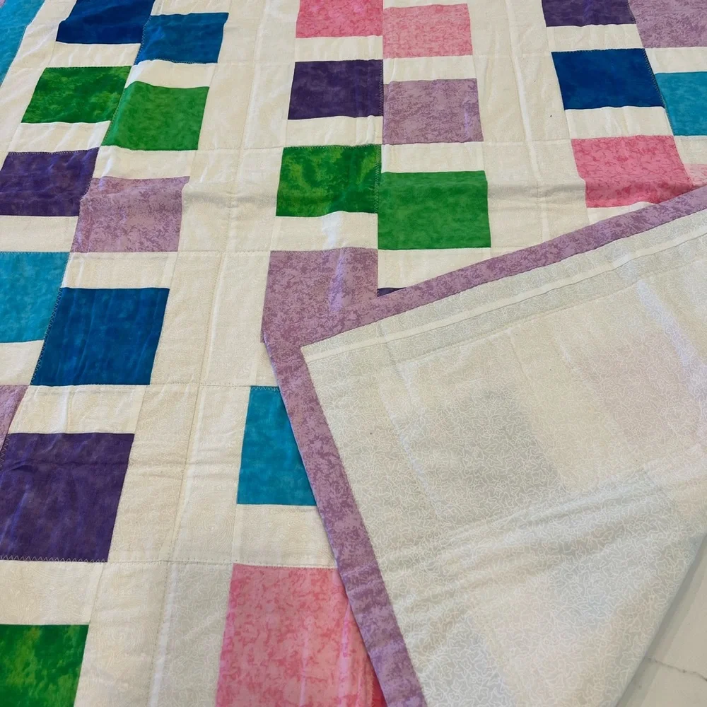Colorful Patchwork Quilt - Picture 2 of 3